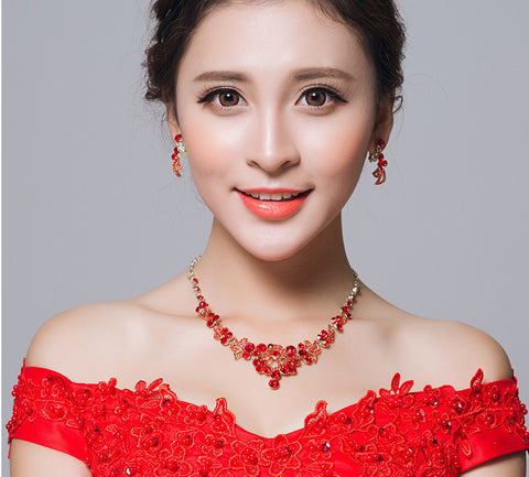 Bridal jewelry, red necklace, earrings, three sets of toast, clothing accessories wholesale