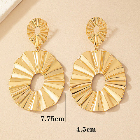 European And American Fashion Irregular Earrings Female Geometric Circle Ear Studs