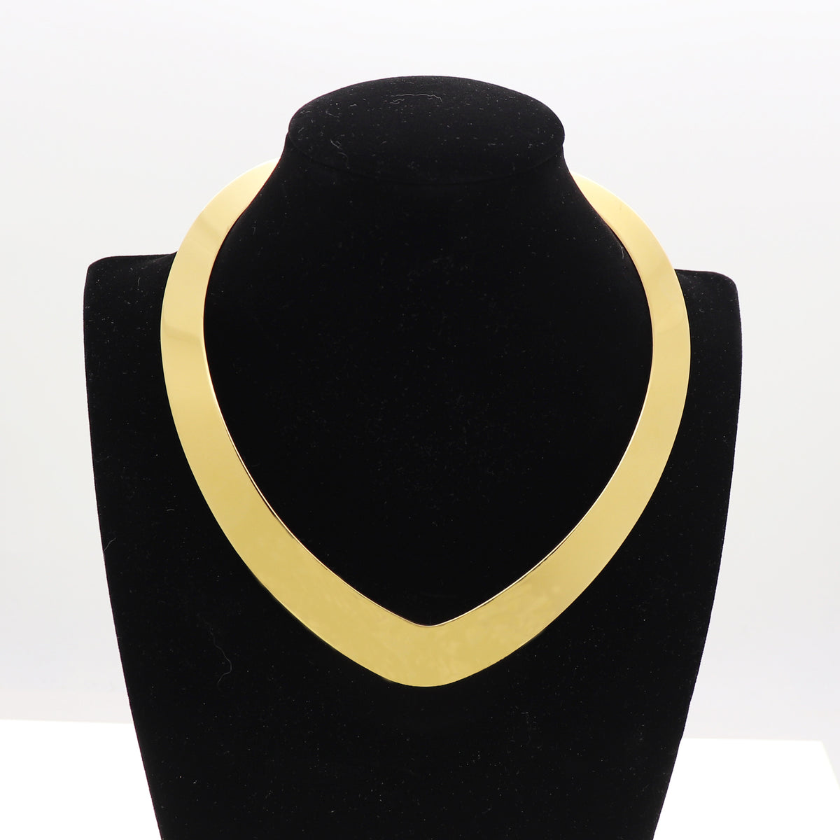 Exaggerated Punk Collar Personality V-shaped